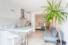 Malabau Beach House, Tarifa